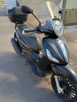 Piaggio Beverly 300 - 8