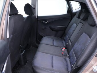 Hyundai ix20 1,6 CVVT 91kW Klima CZ 1.Maj (2014) - 8