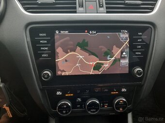 Škoda octavia combi 1.6tdi 85kw CLEVER - 8
