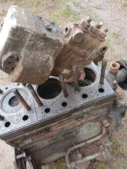 Zetor 3011 polomotor - 8