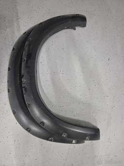 Originální lemy Dodge RAM 4-5generace - 8