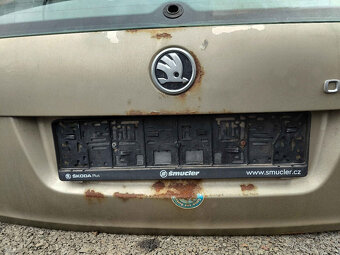 Karosářské díly Škoda Octavia II, 2 kombi 9201 - 8