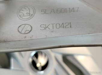 Originální poklice Škoda 18 - 8