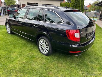 Škoda Superb 2 elegance 2013 2.0 TDi DSG 125kW xenon - 8