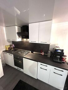 Maringotka / mobilheim 14x4m De Luxe 56m2 - 8