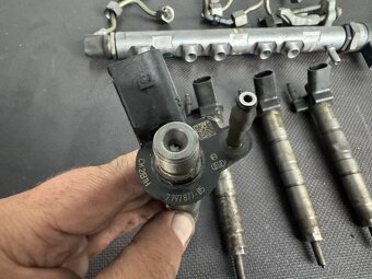 BMW E90/E83/E87 N47D20A 130kw díly motoru - 8