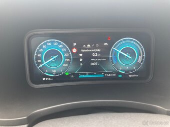 HYUNDAI KONA PREMIUM ROK 2022 BATERIE 64 kWh - 8
