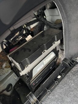 Audi A6 C6 4F Allroad LY7G ASB,JMQ,HNN - 8