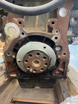 Motor Doosan D18NAP 1,8 Turbo , 3 válec - 8