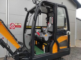 bagr, minibagr, motor Kubota - 8