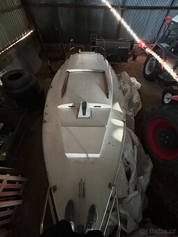 Prodám kajutovou loď Beluga - 8