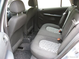 Škoda Fabia 1.4i 80PS Kombi Classic - 8