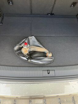Volkswagen Golf Sportsvan 1.4TSi 92kW Highline Tažné - 8