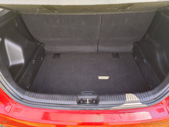 Kia Venga 1.4 CVVT 66 KW - 8