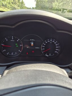 Kia Carens 1,7tdi záruka 7 míst - 8