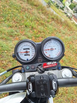 Honda Hornet CB600F - 8