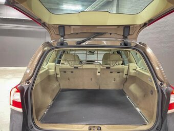 Volvo XC70 D5 AWD SUMMUM - 8