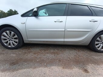 Opel astra j 2.0 CDTI - 8