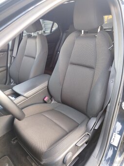 Mazda 3 Comfort plus 2,0 90 kW-Top stav, servis-Prodáno - 8