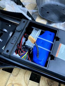 Driftovací tříkolka 350W - 8
