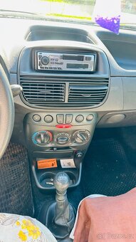 Fiat Punto 1.2 8V 2004 - 8