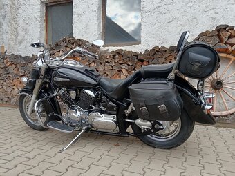 YAMAHA XVS 1100 DragStar Classic - 8