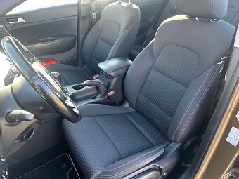 Kia Sportage 1,6 GDi,2017, navi, vyhř. volant,kamera, ZÁRUKA - 8