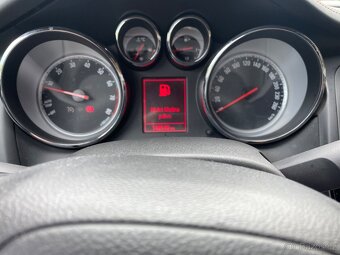 Opel Cascada 1,6 Turbo 125 KW - 8