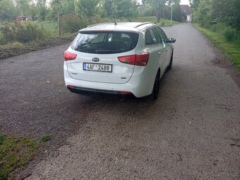 Kia ceed 1.6 crdi kombi 2014 - 8