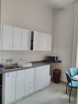 Nebytový prostor - LÉKÁRNA na ul. Josefská 14, Brno - 8
