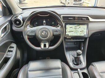 MG ZS Luxury ICE 1.0T-GDI 82 kW Luxury 85tkm Virtual kam360° - 8