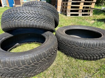 Pneu 215/60 r17 zimni Nokian - 8