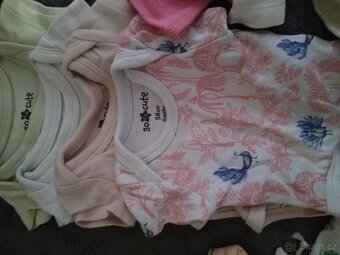 Autosedačka vajíčko + oblečení pro holčičku - 8