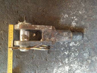 Tažné oko pro nákladní vozy, autobusy ,Iveco. - 8