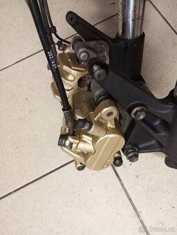 Triumph Tiger 800 XC 2011- - 8