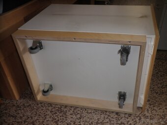 Úložný box na kolečkách - 8