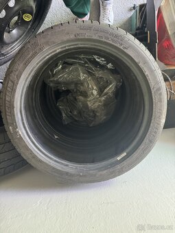 Letní pneu 245/40 r18 - 8