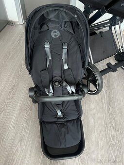 Cybex e-priam - 8