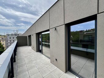 Pronájem byty 2+kk, 57 m2 - Praha - Košíře, ev.č. 00061 - 8