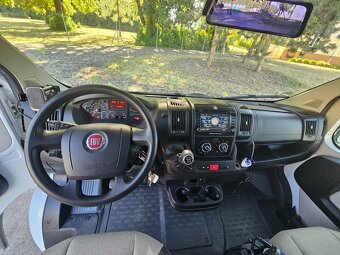 obytné auto Sunlight A68 Capron 2.3JTD 2015 6osob jízda i sp - 8