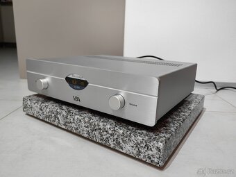 YBA Heritage A 100 zosilňovač s XLR - 8