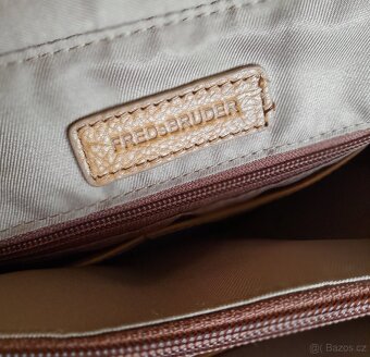 Kožená kabelka FREDsBRUDER zánovní - 8