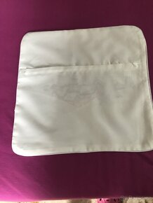 Ložní soupr. polstarky a povlaky, rucniky,osusky,deky. - 8