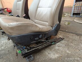 Díly BMW e61 - 8