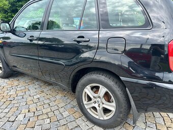 Toyota Rav4 D-4D - 8