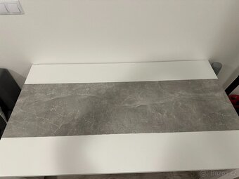 Jídelní stůl se židlemi - 8