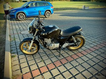 Hondu CB 500 cafe racer - 8