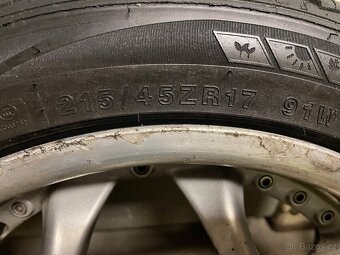 Kola Hyundai coupe - 8