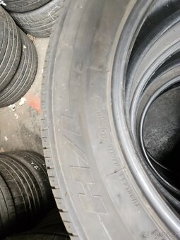 235/60R18 103H  Bridgestone - 8
