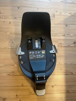 MAXI-COSI Pebble 360 + 2x Isofix - 8